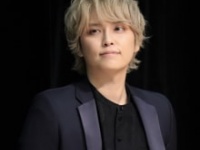 手越祐也