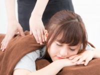 やん、そこはダメ……！　マッサージ店で女子がドキドキしちゃった瞬間って？