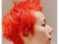 これぞ木村カエラ。真っ赤に染まった新ヘアスタイルに「最高にPUNK！」「かっこいい!!!」「カエラちゃんだから似合う髪型」とファン絶賛