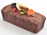 【新宿土産】カカオの風味が凝縮！　ミシュラン2つ星シェフが手掛ける新商品「ケーク･オ･フリュイ･ショコラ」