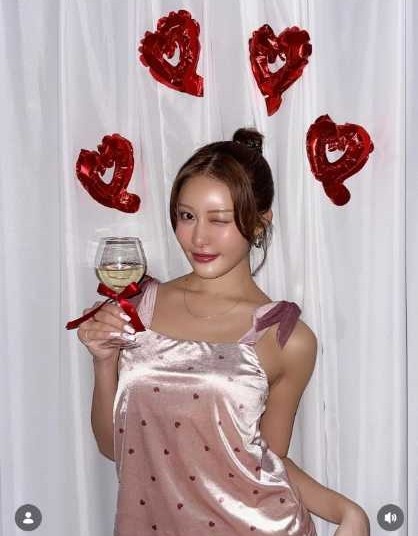 Instagram:王林(@ourin_ringoooo)より