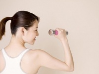 ダイエットするなら筋トレ！　部位別の簡単4メニューを紹介