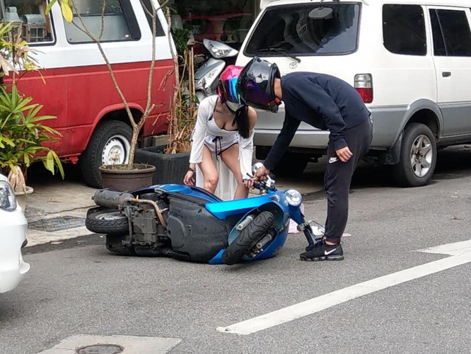 台湾の少女