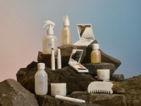 イガリシノブ・プロデュースの新ブランド「SS by WHOMEE」誕生！