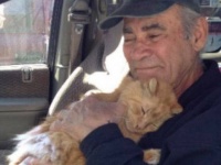 たった1人でできることから始めていった。24年以上スクラップを拾い集めながら野良猫を保護し続ける76歳のおじいさん（アメリカ）