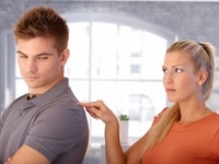 癒やしどころかストレスの元！　彼女といてストレスがたまったエピソード3選