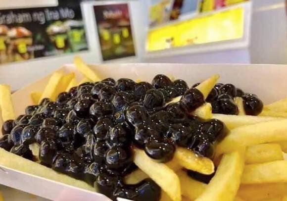 タピり方が日本と違う！フィリピンで登場したタピオカ・フライドポテト