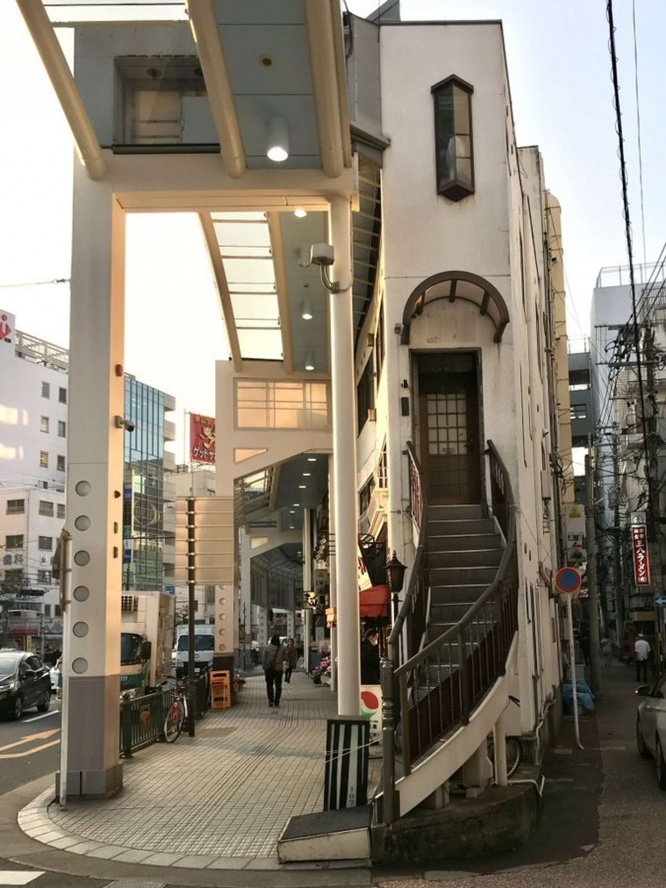 気になりすぎる！（画像はかめ＠kame__0877さんの投稿より）