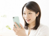 知らなきゃ損！　女子オススメの「入れるだけでお得なアプリ」10選