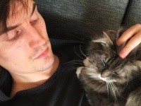 愛猫とのラブラブな映像を撮り続けた男性「そして時は流れ……？」今しあわせが増えた模様