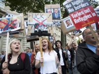 イギリス、欧州連合離脱を支持する国民投票の結果に残留派が猛抗議（「Press Association／アフロ」より）