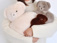 ぬいぐるみみたいな「テディウォーマー」で“ぬくぬく温活”はいかが？