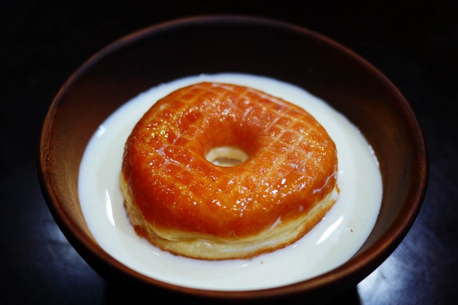 mister-donut-is-delicious2