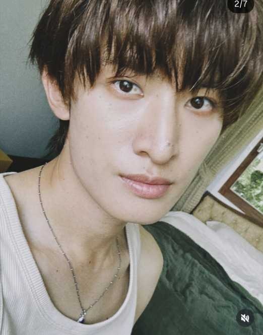 Instagram:向井康二(@sn_kojimukai_official)より