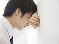 男性が「正直、付き合わなきゃよかった……」と思う彼女の特徴・6つ