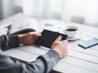 男性が暴露！ 「彼女のスマホを盗み見した」エピソード・6選