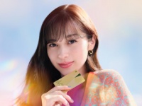 中条あやみ、“買い物好きな人”で三井住友カード新CM出演！