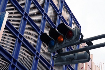 たかが信号、されど信号（i_yudaiさん撮影、flickrより）