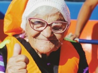 やりたいことを始めるのに年齢は関係ない。83歳からの一人旅、91歳まで世界中を旅したロシアのおばあさん