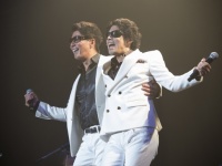東京公演大盛況の武田と哲也、アルバムトレイラーを公開！ 鈴木雅之から祝福メッセージも