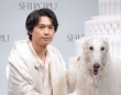 SixTONES 松村北斗、“今本気で取り組んでいること”は？　SHIRORUの新商品に「なんだこの保湿力は」と驚き