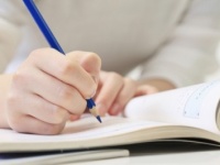 しまった！　学生時代にもっと勉強しておけばよかったと思う科目ランキング