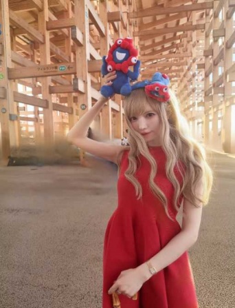 Instagram:益若つばさ(@tubasamasuwaka1013)より