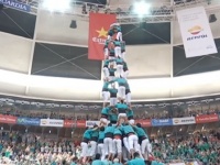 「人間の塔」を作る、スペイン・カタルーニャのお祭りがスゴい！