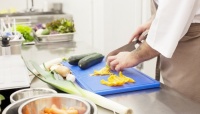 料理ができない女子でも大丈夫！ 彼氏に料理上手だと勘違いさせるテクニック3選