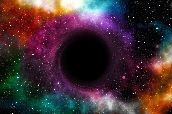 black-hole-3565665_640_e