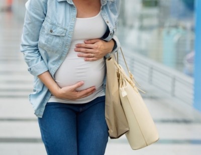 妊娠したら「マタニティマーク」をつけたい？　意外な結果に……!?