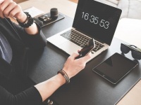 ダメダメっー！　真似してはいけない先輩社員の特徴4つ