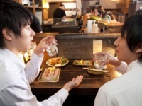 男友達のあいだで話題にあがる女性の特徴4つ