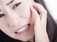 原因は何？　痛くてつらい「口内炎」を早く治す方法4つ
