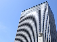 公園で『何度も下半身露出』＆【露出画像投稿】　中学校教諭(32)停職処分　教諭は「承認欲求が満たされた」