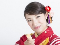 ヤベ、超可愛い!!　夏祭りで男性が彼女と一緒に食べたい屋台めし4選