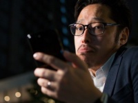 通信制限うぜぇ！　スマホのデータ容量を考えて使ってる人⇒●●％