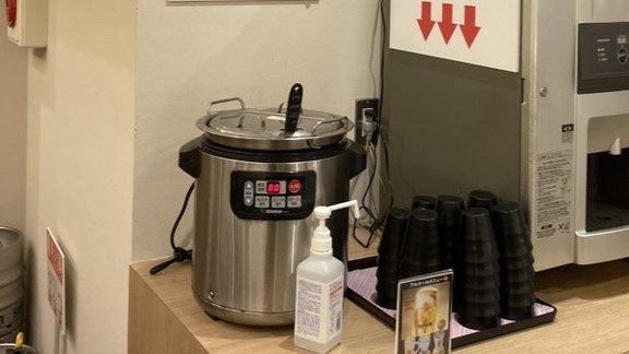 「あらゆるドリンクバーに欲しい」「ありそうでなかった」　大阪で見つかった〝最高の飲み放題〟にSNS感心