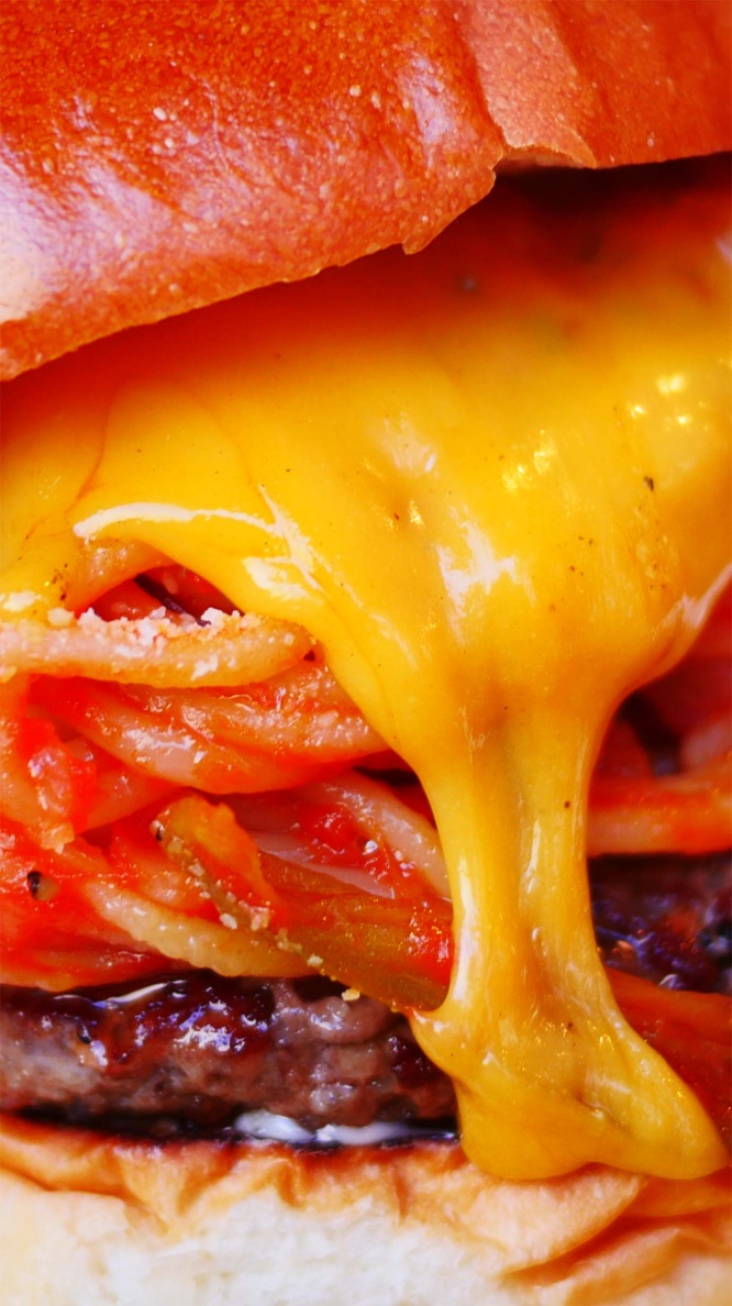 brozers-tomato-spaghetti-burger3