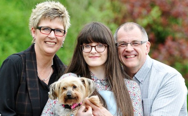 5年間行方不明だったワンコと奇跡の再会！「うちからたった800メートル先の家で飼われてた」