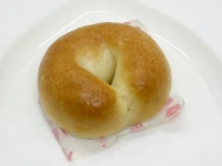 【セブン-イレブン】中華まん用の蒸し器で仕上げた！『もっちり食感のチーズベーグル』