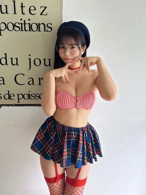 X：東雲うみ(@sinonome_umi)より