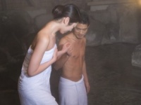 わぉ、裸になれない!?　「キレイ好き男子」と「潔癖症男子」のちがい6つ