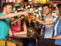 あの娘の隣に行きたーーーーい!!　男性は合コンでは席替え「したい」or「したくない」？