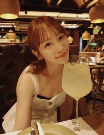 Instagram:川栄李奈(@rina_kawaei.official)より