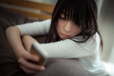 バレバレ!?　「こいつ不倫してるな……」と気づかれる女の特徴4つ　「意味深なツイート」ほか