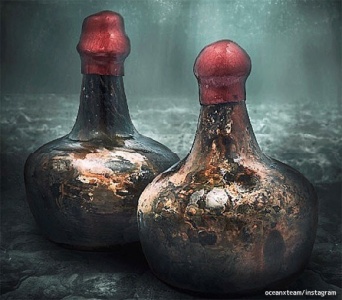 第一次世界大戦で海に沈んだ船から900本の酒瓶を回収。102年前のお酒の味は？