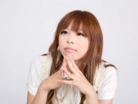 チョロいわ～！　男性が「だまされやすい」と思う女性の特徴5つ
