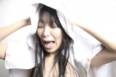 お風呂に入らなくても我慢できる日数は？⇒「5日。そのくらいで、じわじわ体が痒くなるから」