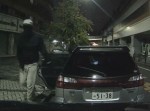 車内で仮眠中に車上荒らしに遭遇した決定的瞬間！